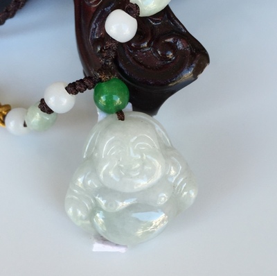 拍翡翠佛公，我只在乎人氣！珠寶玉器圈的營銷智慧